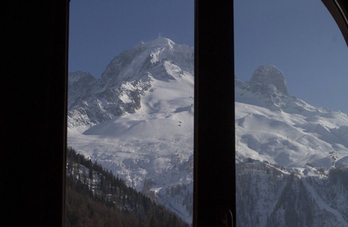 Montroc Ski Chalet | La Ribambelle: Beautiful family chalet, full nature, open view