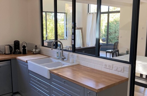 Le Mourillon House | "La Roumanille", family home in Cap Brun rated 3*.