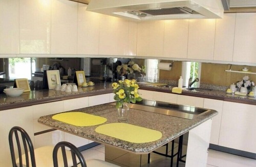 Mougins Villa | Large 600M2 property, tennis and 60sqm pool house with bar-kitchen on 10000 sqm