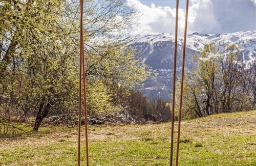 Allos House | Large Alpine Chalet in Allos for 12 Guests – 1,700m Altitude