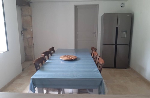 Ronsenac House | Large country house with swimming pool. Southern Charente Perigord Vert border