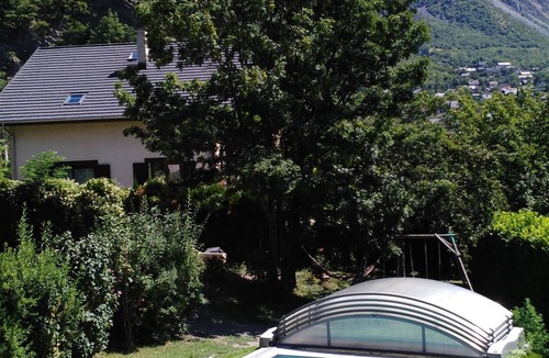 Saint-Julien-Mont-Denis House | Large house with pool in the heart of the Alps