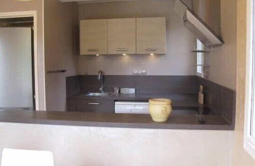 Malaucene Villa | large private pool villa, Wifi, 5 bedrooms, 2 bathrooms, 10 people