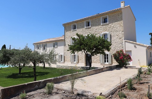 Caromb House | Large Provencal farmhouse, heated pool at the foot of Mont Ventoux
