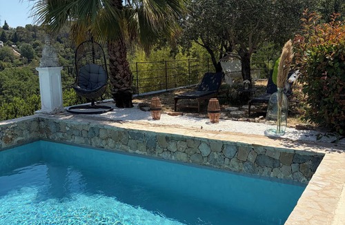 Saint-Jacques House | Large villa with a large pool and a gym