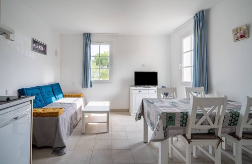 Cabries Apartment | Le Balina - One Bedroom Apartment, Sleeps 4