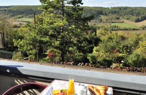 Vezelay Hotel | Le Compostelle