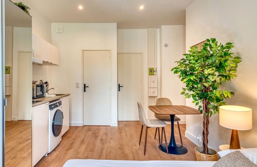 Le Bourg - Gare De Vaise Apartment | Le Dock Lodge - Studio - proche quai de Saone