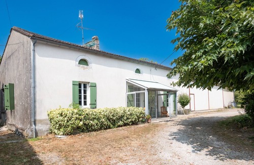 Sadillac House | Le Gîte du Sourcier – Authentic and Welcoming Stay in Dordogne