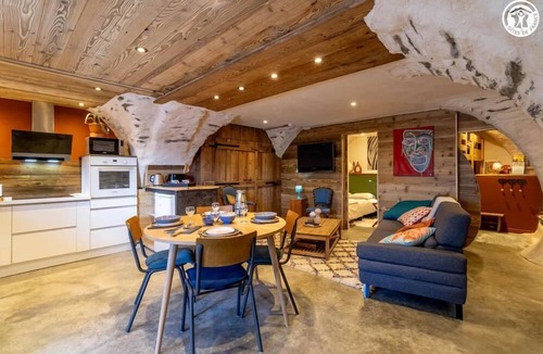 Saint-Michel-de-Maurienne House | LE GITE DE LA MONTAGNETTE