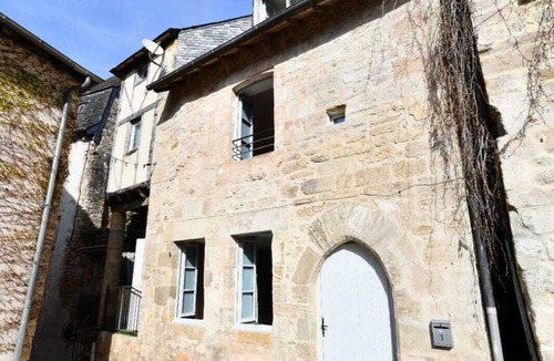 Terrasson-la-Villedieu House | Le Jardin d'Olive - Picturesque house in the old center of Terrasson