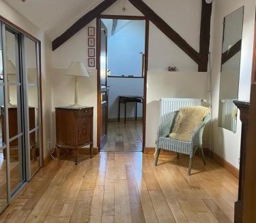 Chevillon Bed & Breakfast | Le Logis Du Regisseur
