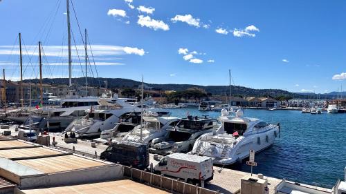 Old Town Apartment | Le Majestic - Loft Vue d'Exception Port St-Tropez