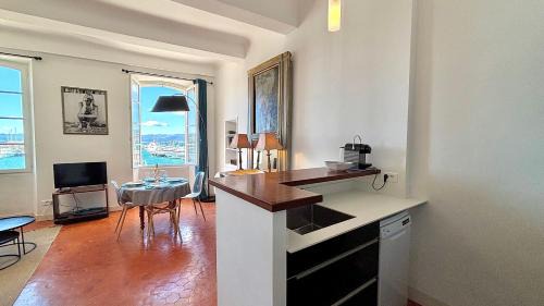 Old Town Apartment | Le Majestic - Loft Vue d'Exception Port St-Tropez