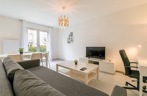 Bourroches Apartment | Le Marpaux - Bel appartement avec jardin privatif