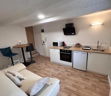 Pont-de-Veyle Apartment | Le petit cocon