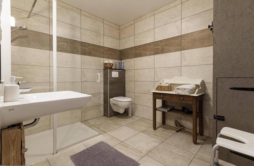 Chevroches Bed & Breakfast | Le petit Flotteur at the gateway to Morvan