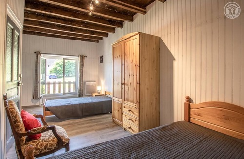 La Biolle House | LE SAUVAGE - ENTRELACS
