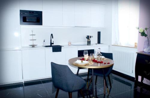 Montchapet Apartment | Le Vénus - Appartement SPA Privatif Balnéo Sauna
