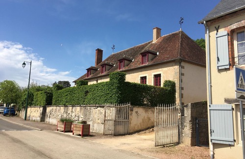 Pouzy-Mesangy House | Le Vieux Colombier