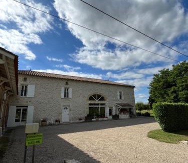 Meilhan-sur-Garonne Bed & Breakfast | Les Chambres de Carreau