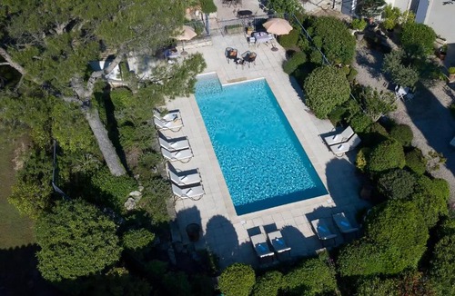 Eyragues Hotel | Les Mazets de Marie de Jules