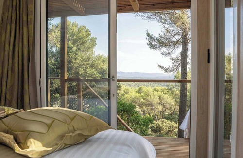 Saint-Marc-Jaumegarde Cottage | Lodge & Spa Massif de L'étoile - Le Chant des Pins Aix en Provence