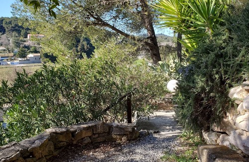 Beaucaire Cottage | Lovely, quiet gîte in the hills of Provence