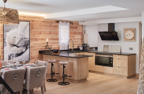 Saint-Etienne-de-Tinee House | Luxury chalet with Terrace with Mountain View and Wi-Fi