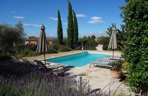 Saumane-de-Vaucluse Villa | Luxury Provence Villa | Villa Saumane | 4 Bedrooms | Private Pool