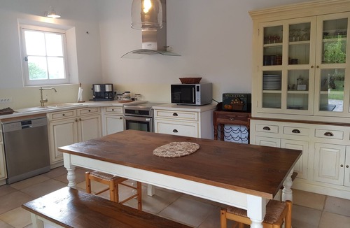 La Roque-sur-Pernes Villa | LUXURY VILLA 300 M2 - 4 ROOMS IN MOUNTAINS OF VAUCLUSE TRUFFLE DISCOVERY
