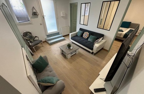 Malakoff Apartment | M2 - Fabulous Appart - 3 rooms - 5 min metro - PARC EXPO