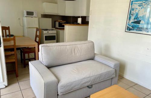 Imphy Apartment | M2 Parking Wifi 1 à 3 pers 1 chambre, 1 lit 1 Canapé lit Réduc Semaine ou Mois, Velo
