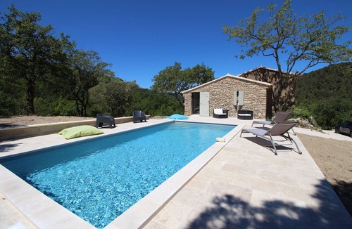 Venasque House | MAGNIFICENT RESTORED MAS WITH VIEW ON THE HEIGHTS OF VENASQUE