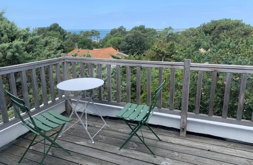 Pyla-sur-Mer Villa | Magnificent villa, large terrace with sea view, sleeps 8 to 16