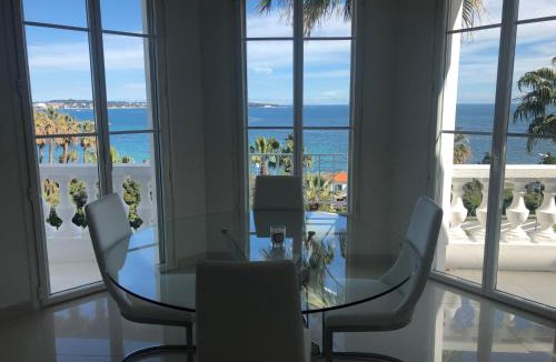 Golfe Juan Apartment | Magnifique Appartement Vue Mer