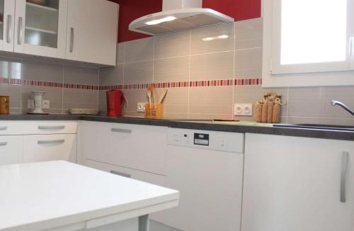 La Cotiniere House | Maison au calme, proche plage et port, parking privé - FR-1-246A-101