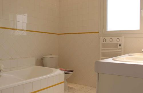 La Cotiniere House | Maison au calme, proche plage et port, parking privé - FR-1-246A-101