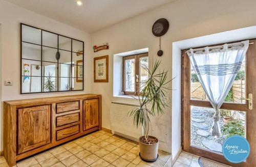 Menthon-Saint-Bernard House | 🏡 Maison Clos Jean – Walking distance to the lake in Menthon-Saint-Bernard