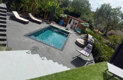 La Machine House | Maison cocooning , avec double jacuzzi et piscine