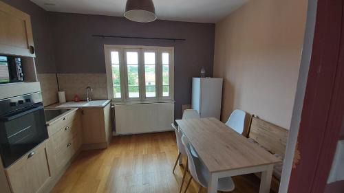 Paray-le-Monial Apartment | Maison comprenant Appartement 6 couchages parking gratuit proche centre ville