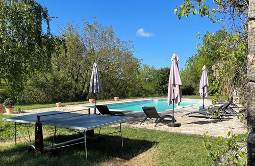 Campagnac-les-Quercy Villa | Maison Nina: un Ancien Corps de Ferme Rénové Avec Piscine, Entre Dordogne et Lot