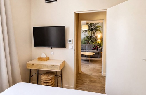 6th Arrondissement Hotel | Maison Paradis Marseille