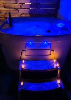 Allauch Apartment | Maison Plus Belle La Nuit avec jacuzzi et jardin privé clim