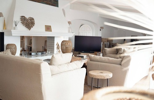 Saintes-Maries-de-la-Mer Other | MAS DE DARD, Provence Estate, Heated Pool,Pickleball ans Private Lagoon,12 rooms