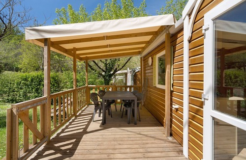 Saint-Martial-de-Nabirat House | Mobile Home '4 Personnes Climatisé' with Shared Pool, Wi-Fi and Air Conditioning