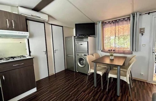 Claouey House | Mobile home at a 4-star campground