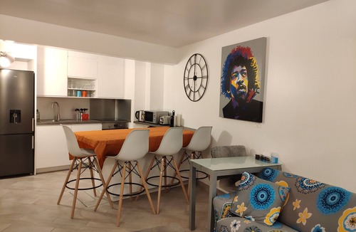 Couronne Urbaine Apartment | Modern 4-star 2-bedroom apartment in the center of Aix with parking and terrace