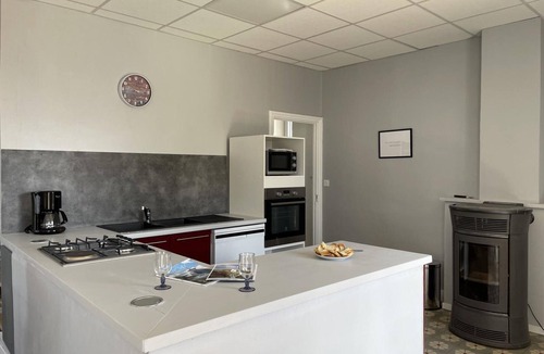 La Chabanne Cottage | Modern house in La Chabanne with garden and pets allowed