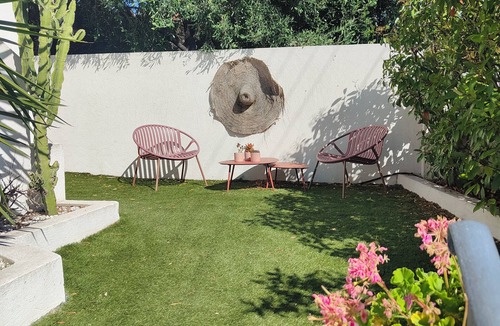 Mazargues House | Modern House in Marseille's 9th District, Mazargues, 10 minutes from the sea and 20 minutes from Cassis.